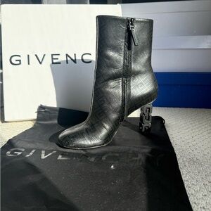 Givenchy Textured Black Heeled Boots